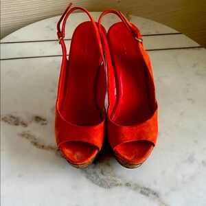 Gucci platform suede - Elegant Peach/red Peep-Toe Slingback Heels 6 1/2